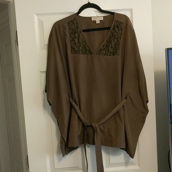 Michael Kors Blouse - Picture 2 of 7